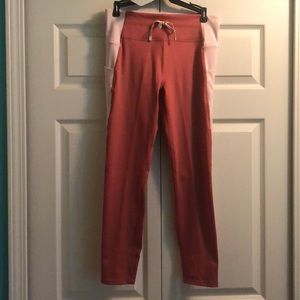 NWT! Fabletics Midrise Ultracool 7/8 Legging